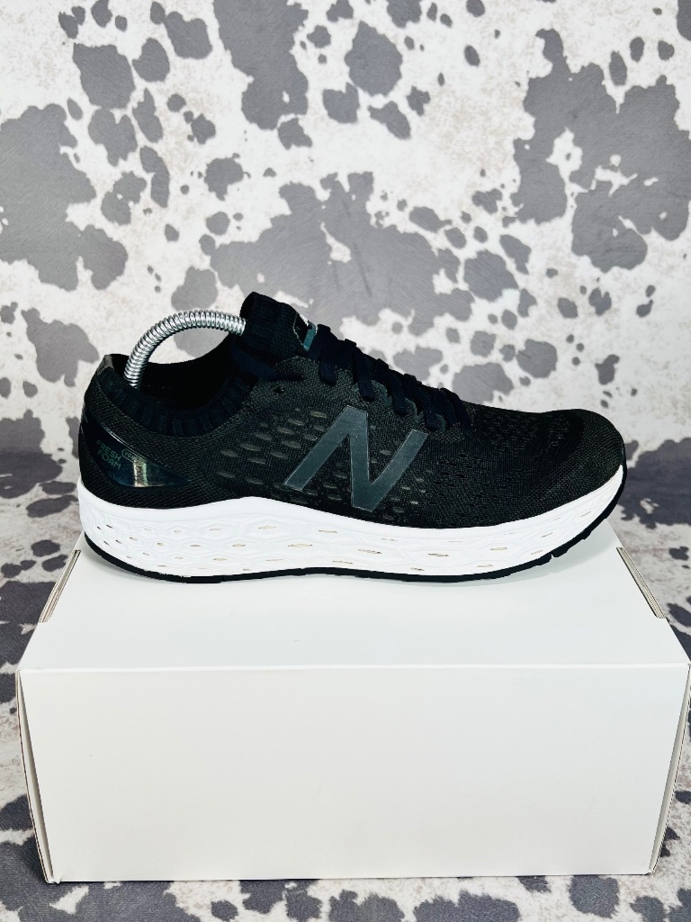 New Balance Fresh Form Vongo v4 mens size 10